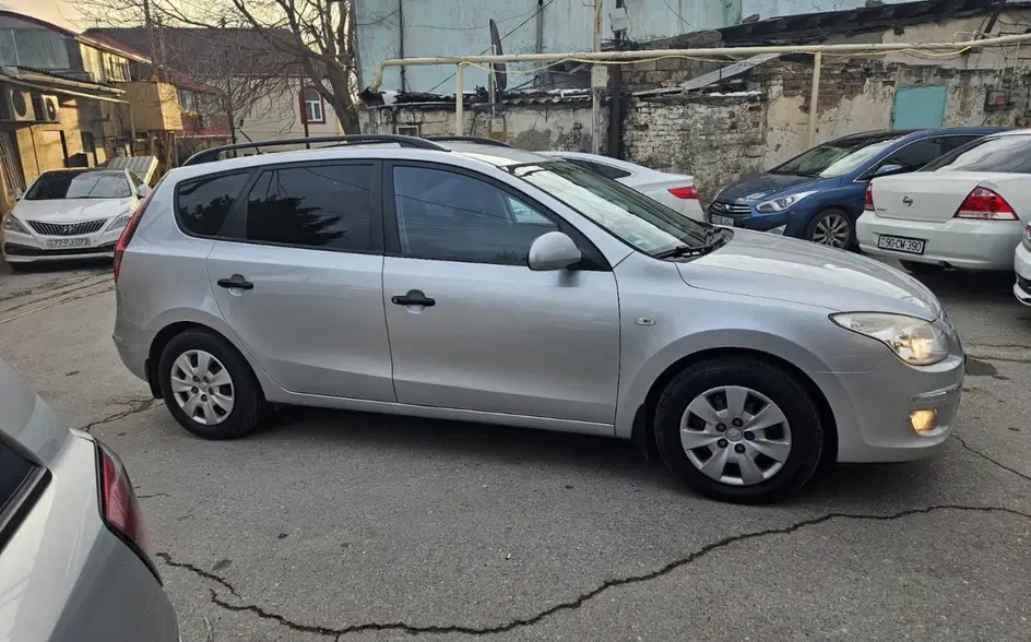 Hyundai i30, 2008 il, 1.6 L, 350 015 km