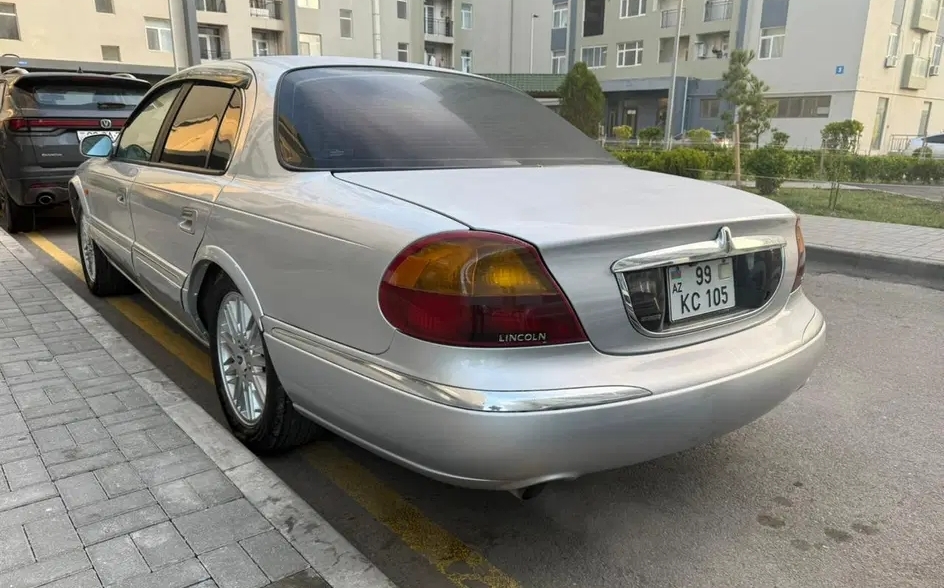 Lincoln Continental, 1998 il, 4.6 L, 250 000 km