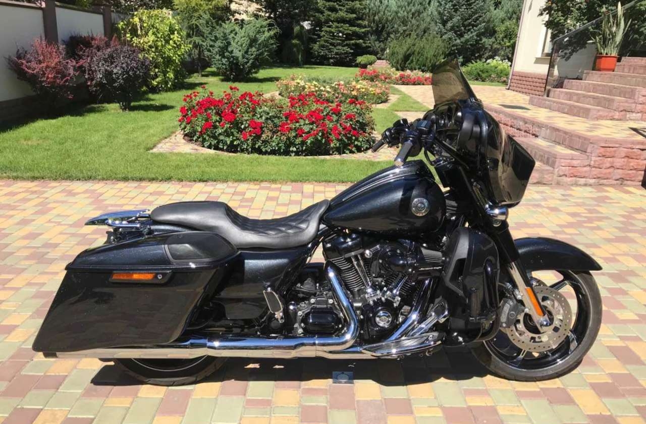 Harley-Davidson FLHX Street Glide, 2017 il, 1.7 L, 10 000 km