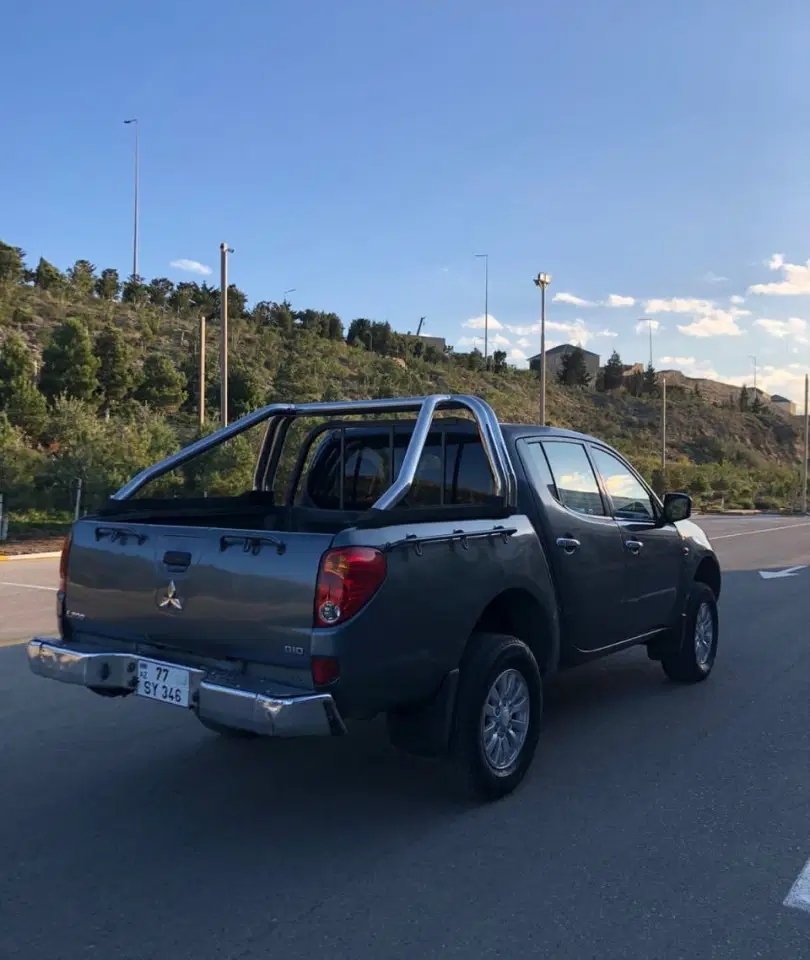 Mitsubishi L200, 2008 il, 2.5 L, 350 141 km