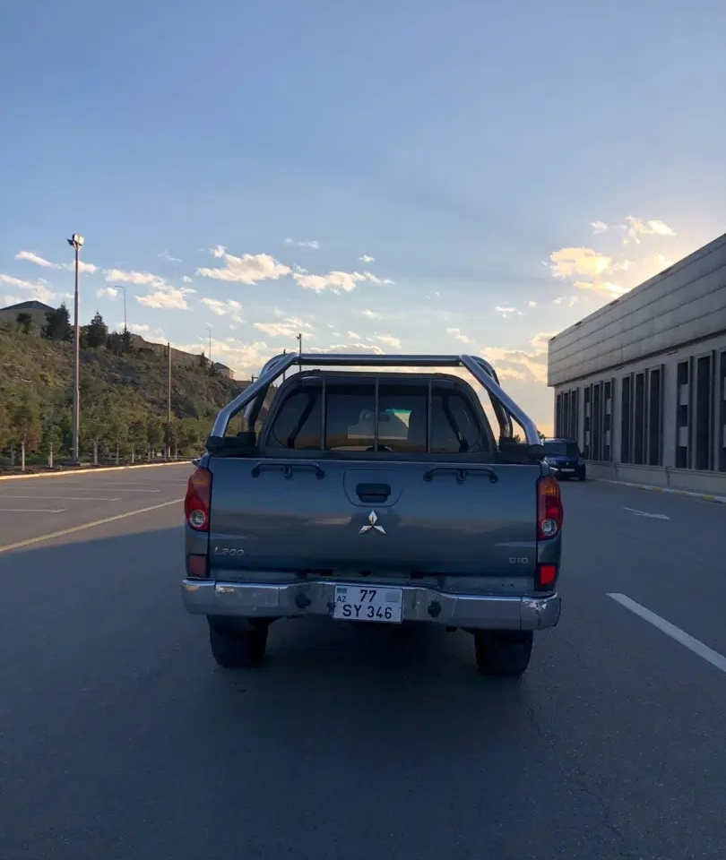 Mitsubishi L200, 2008 il, 2.5 L, 350 141 km