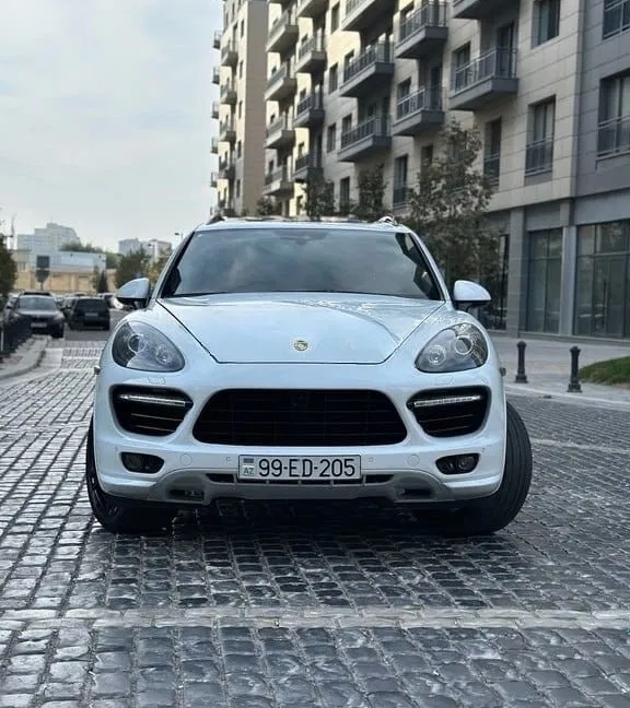 Porsche Cayenne, 2013 il, 4.8 L, 147 000 km