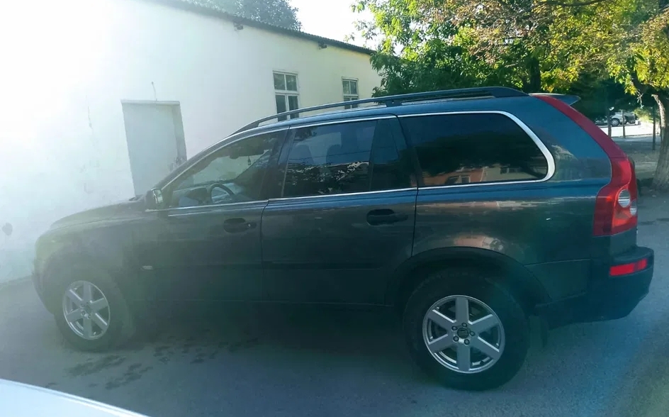 Volvo XC 90, 2005 il, 2.5 L, 260 000 km