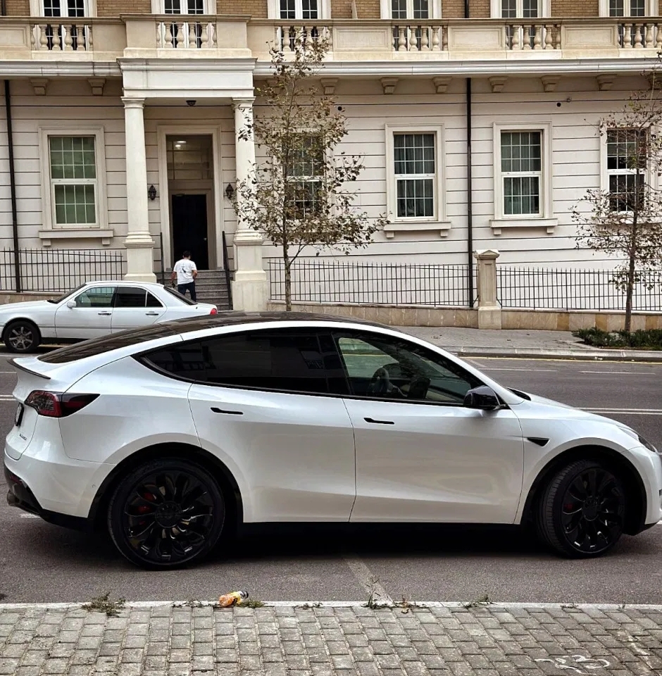 Tesla Model Y, 2022 il, 0 L, 20 921 km