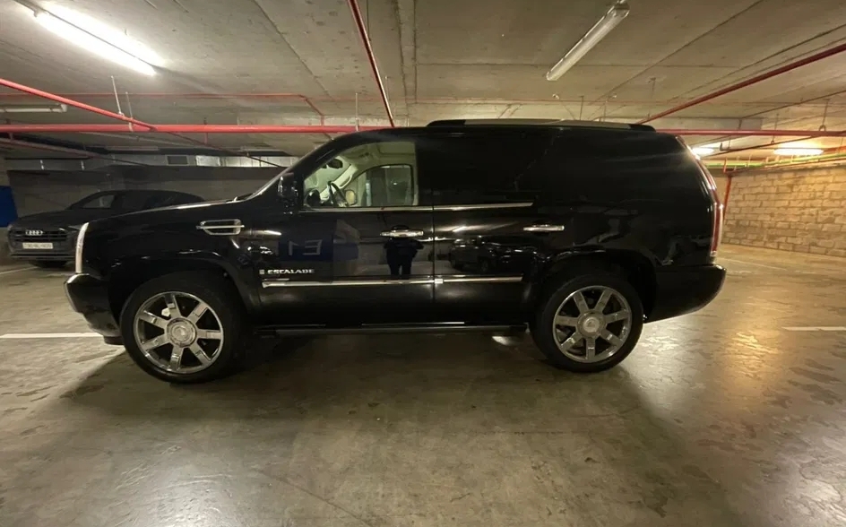 Cadillac Escalade, 2007 il, 6.2 L, 196 000 km