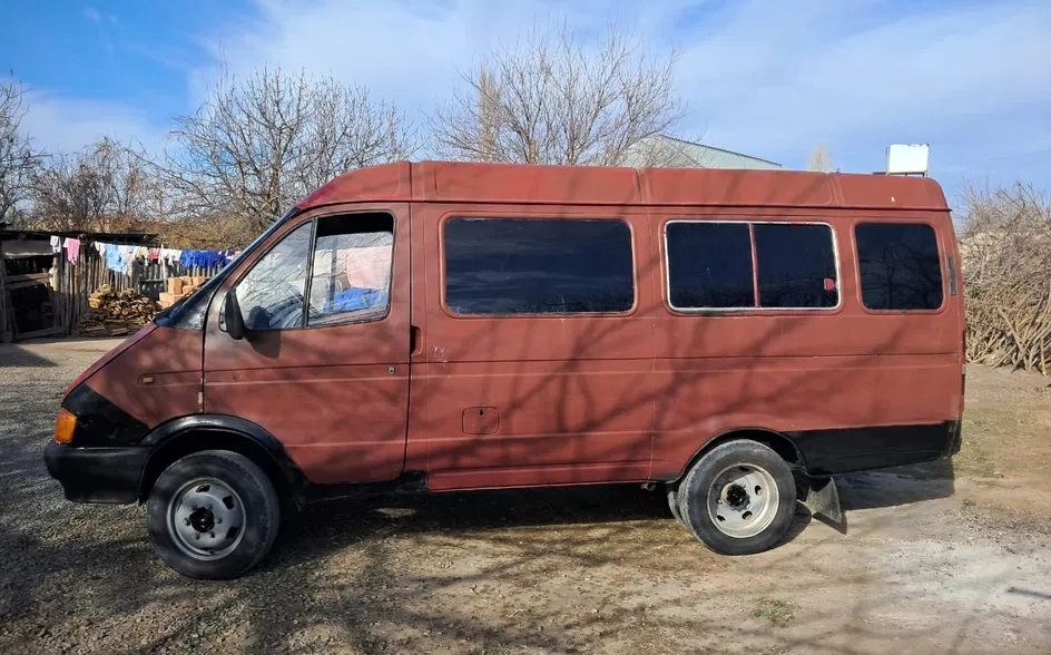 GAZ 2705, 1998 il, 2.3 L, 98 000 km