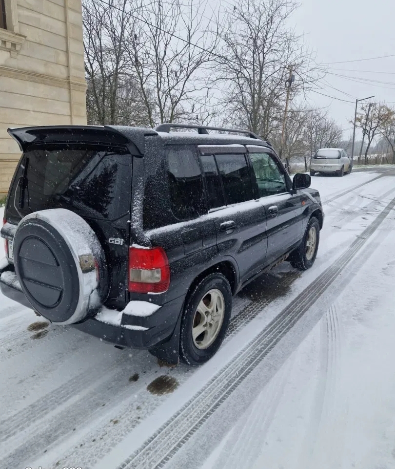 Mitsubishi Pajero, 1999 il, 1.8 L, 252 412 km