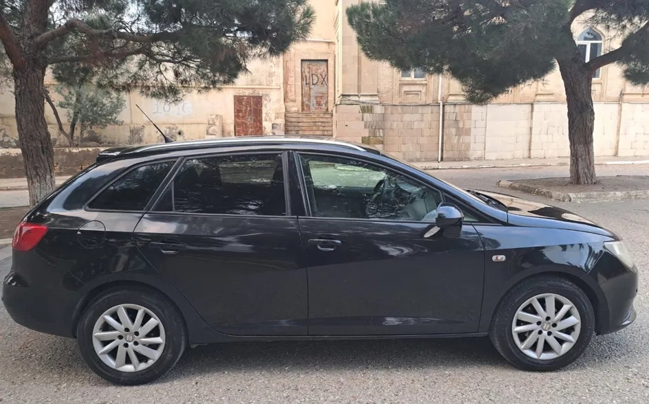 SEAT Ibiza, 2012 il, 1.6 L, 289 000 km