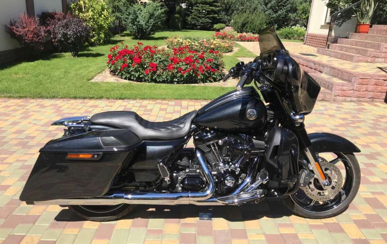 Harley-Davidson FLHX Street Glide, 2017 il, 1.7 L, 10 000 km