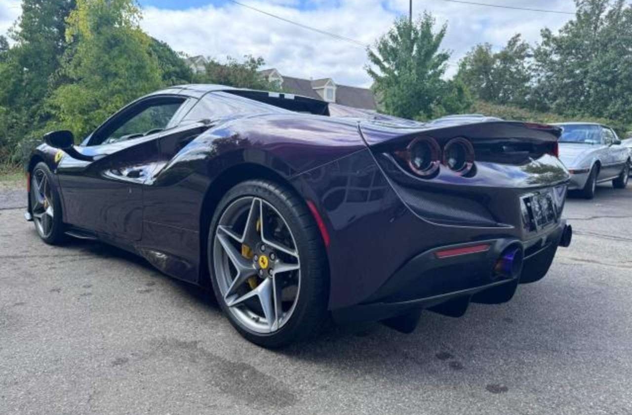 Ferrari Enzo, 2022 il, 3.9 L, 3 500 km